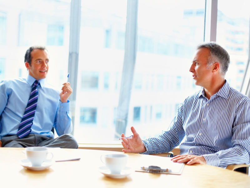 Business-meeting-two-men